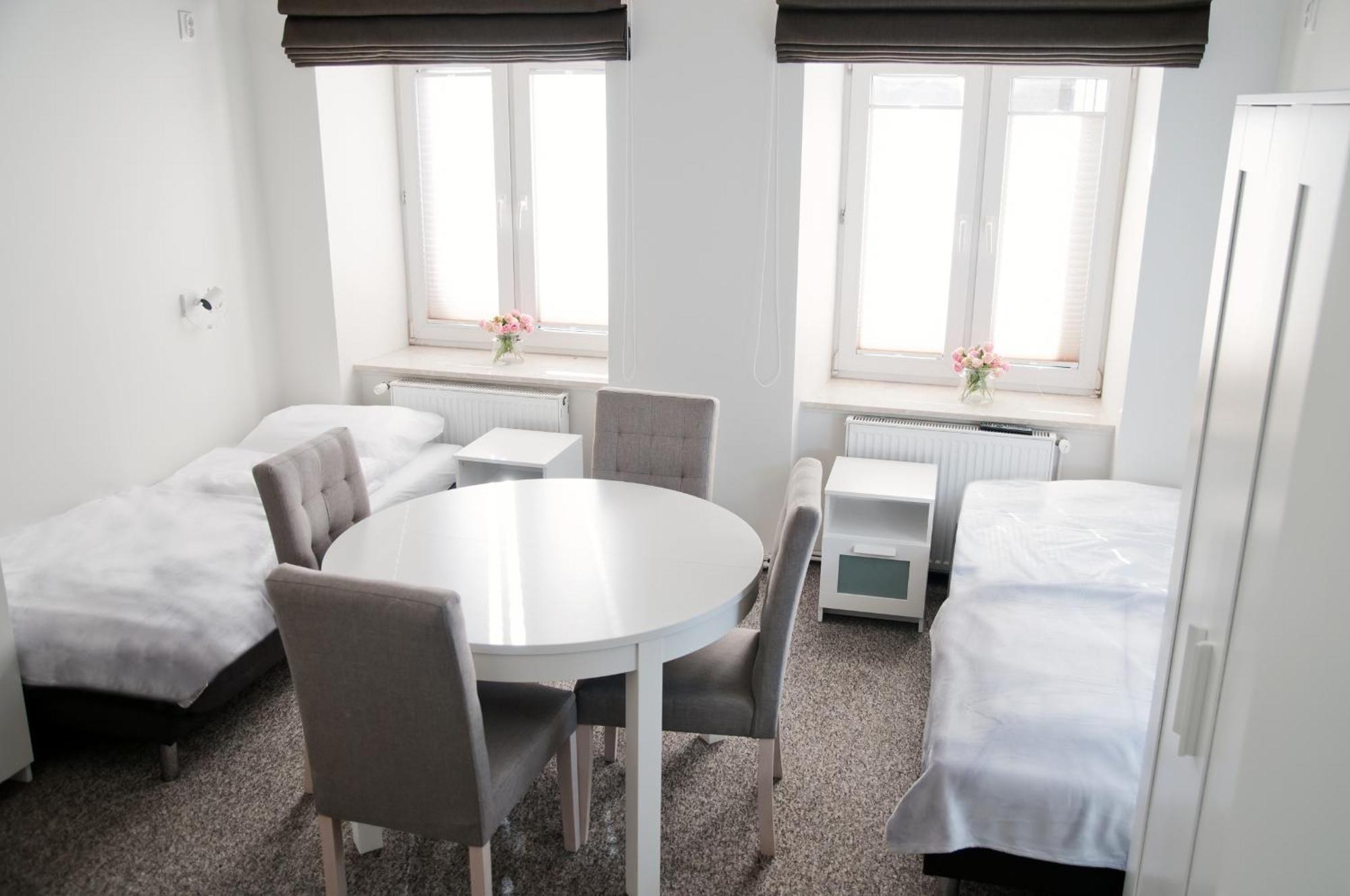 Rodmos Hostel Lublin Exterior photo